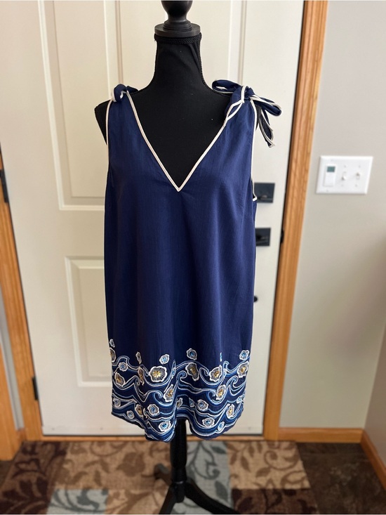 Anthropologie Dresses & Skirts - Women’s Anthropologie blue Wave embroidered sequined sleeveless mini dress.Large